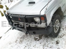 HD-Seilwindenstoßstange vorne - Mitsubishi Pajero I - mit Rammschutz